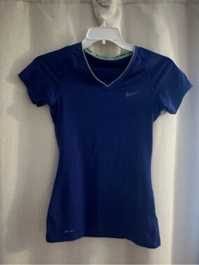 Nike Pro Women's Royal Blue V-Neck Dri-FIT Short Sleeve Top